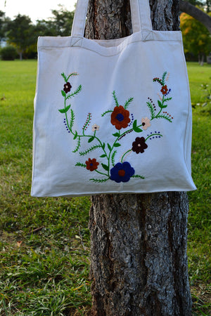 Vines Tote Bag