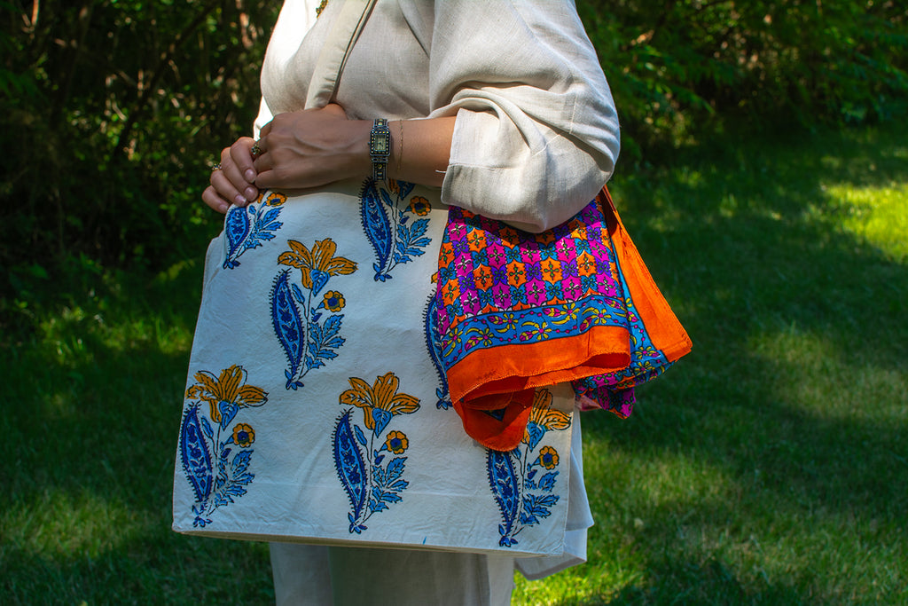 Nargis Tote Bag