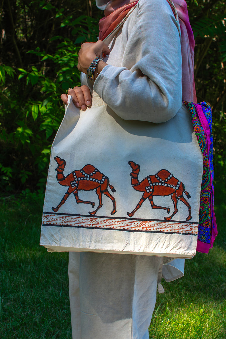 Dachi Tote Bag